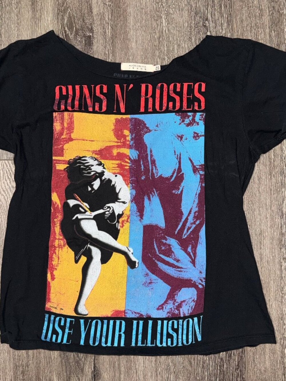 Alice + Olivia Guns N Roses Use Your Illusion Black Concert Tee Shirt Women M/L